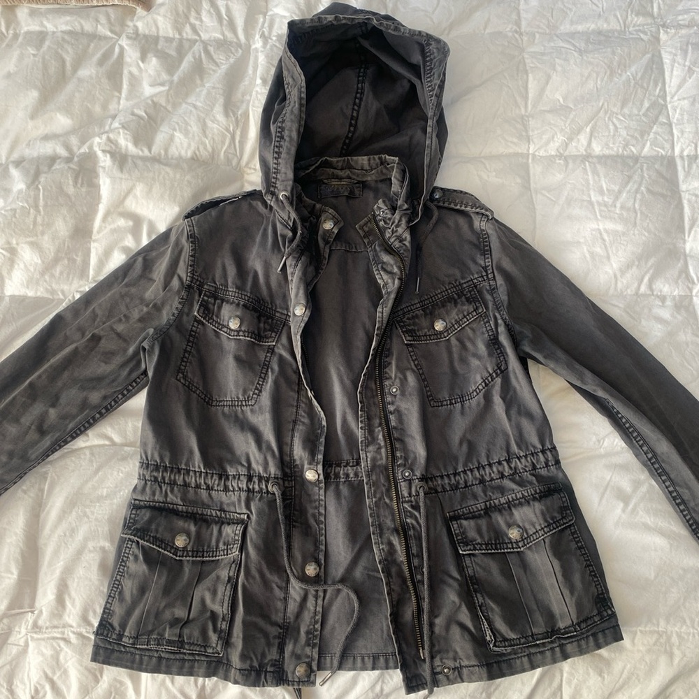 Aritzia Talula jacket size small